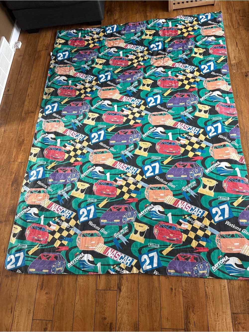 Vintage Nascar twin comforter blanket 1995 Daytona Watkins Glen bedding - Picture 2 of 3